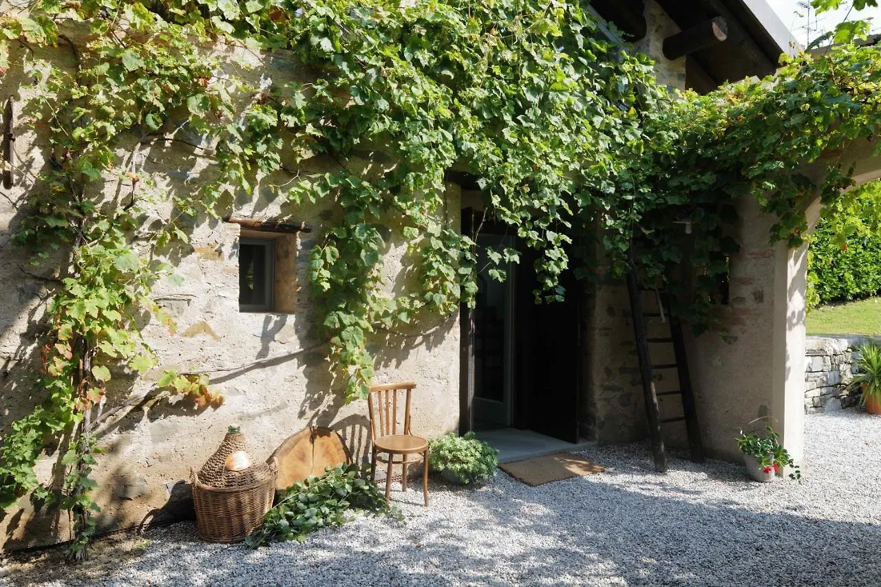 B&B Cascina La Cinciallegra Oggiono 0*,